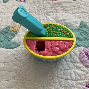 Vintage 1996 Hasbro Choosy Baby Alive All Gone Food Bowl Strawberry Peas Carrots